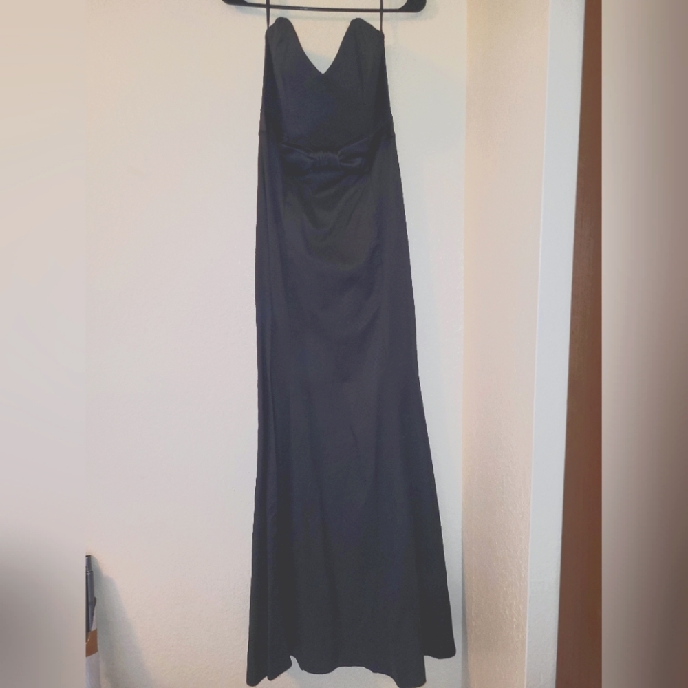 Black strapless ball gown NWT